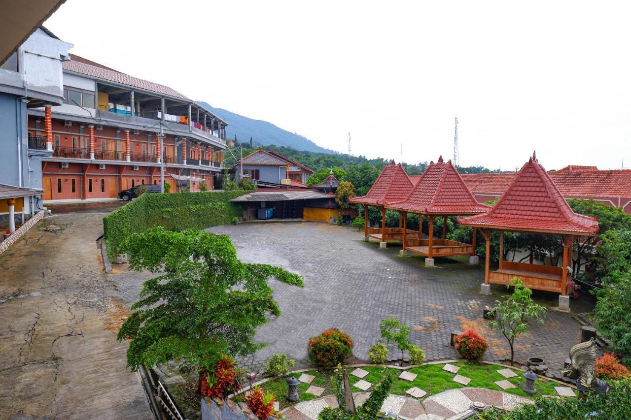 Oyo 3125 Hotel Taman Sari Семаранг Экстерьер фото