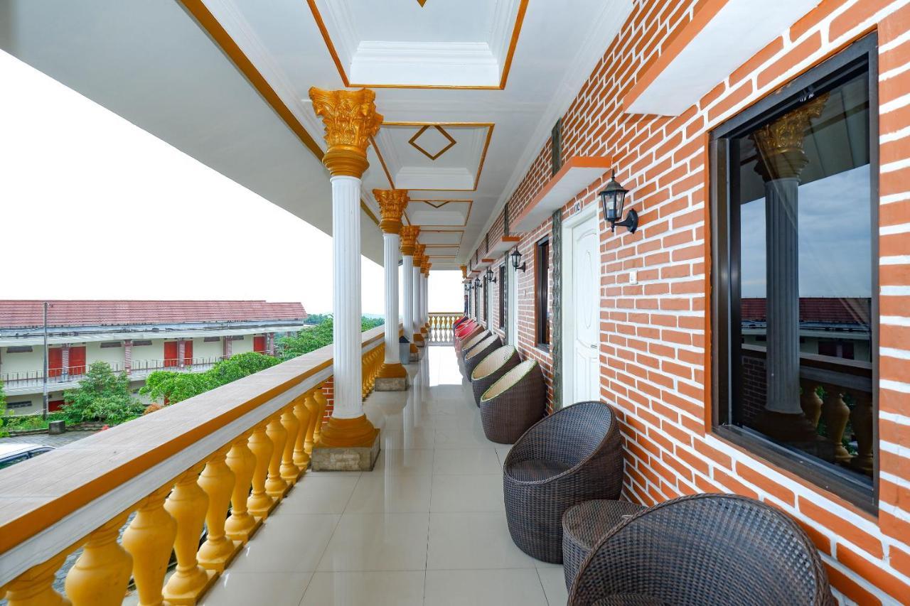 Oyo 3125 Hotel Taman Sari Семаранг Экстерьер фото