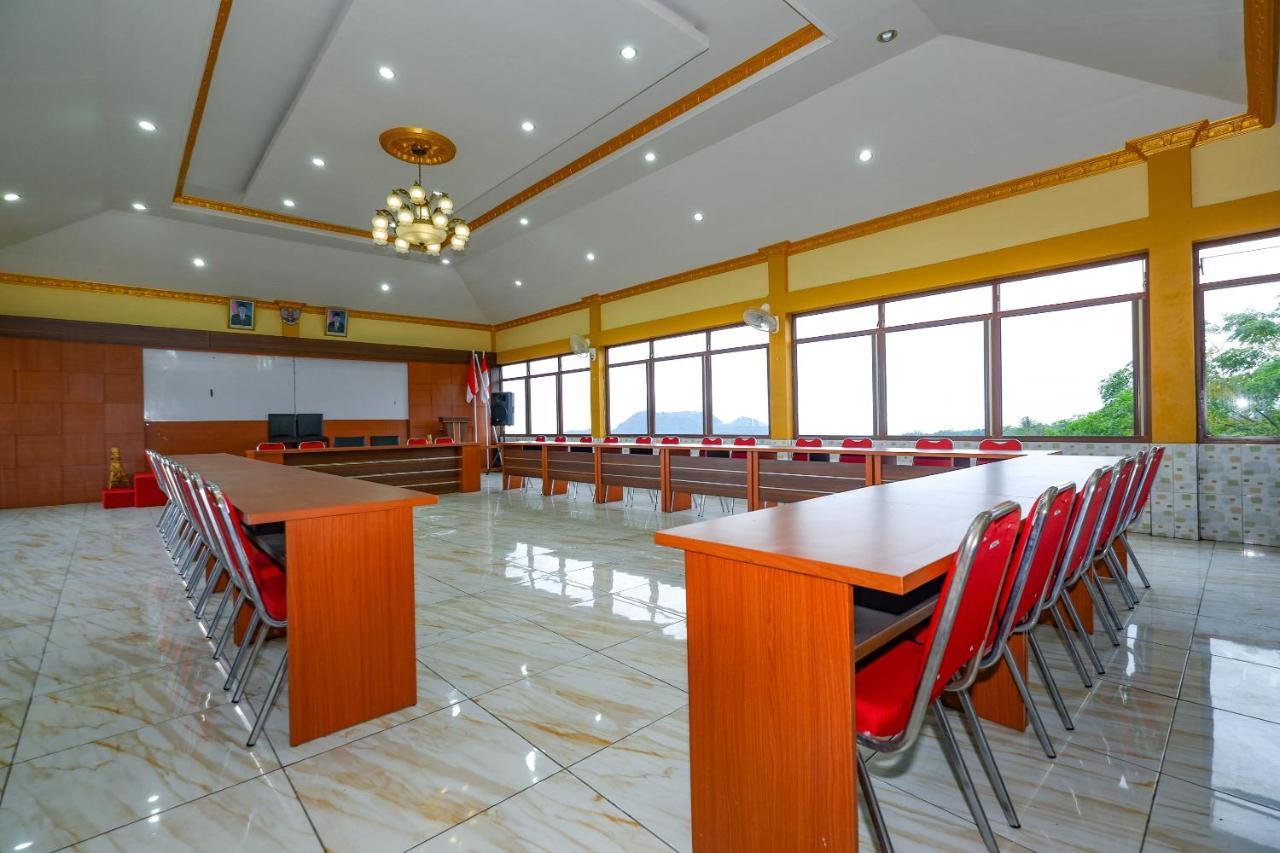 Oyo 3125 Hotel Taman Sari Семаранг Экстерьер фото